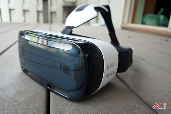 Samsung Galaxy S7 & S7 Edge Work in Existing Gear VR Units #Android #CES2016 #Google