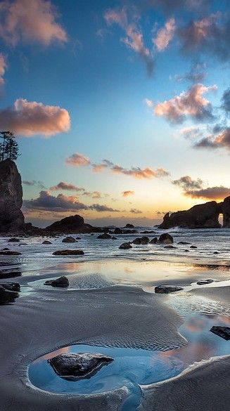 Second Beach twilight at Olympic National Park in northwestern Washington • photo: Howard Snyder on 500px