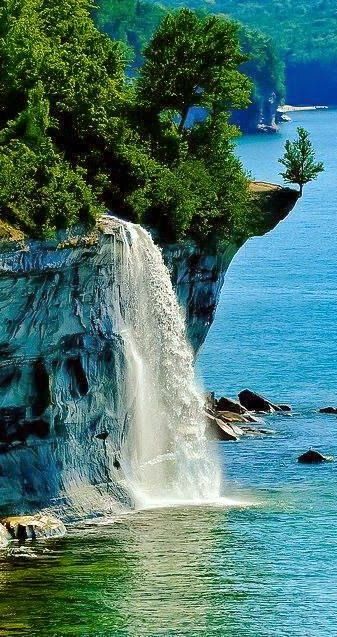 Spray Falls ~ Pictured Rocks National Lakeshore, Michigan