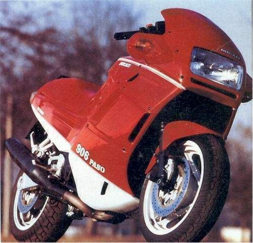 The 1989 Ducati 906 Paso has, at its heart, a liquid-cooled, four-stroke, 904cc, 90-degree V-Twin desmodromic powerhouse that was 