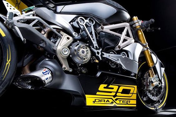 The Bullitt: Ducati draXter concept