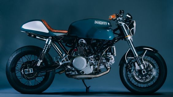 The Ducati GT1000 remains one of the best of the retro modern motorcycles we’ve seen in recent memory. With a kerb weight of 185 kilograms (407 lbs), a 992cc L-twin producing 92hp and  ft lbs of torque as well as modern suspension and braking, it was a motorcycle that might have looked retro –...