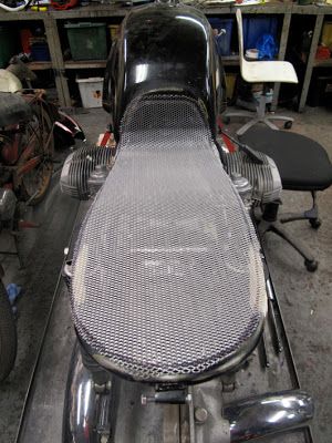The secret to making an easy seat pan. - Untitled Motorcycles