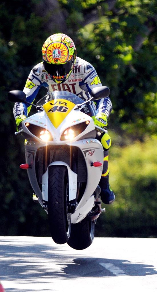 To the Isle of Man to watch the Isle of Man T. T. (Rossi/ Isle of Man)