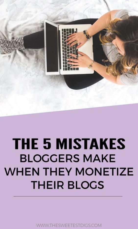 Want to start making money blogging, girlboss? Do it the smart way and avoid these 5 mistakes every blogger makes when they monetize their blog! Click through for the full post and more onine entrepreneur biz tips.