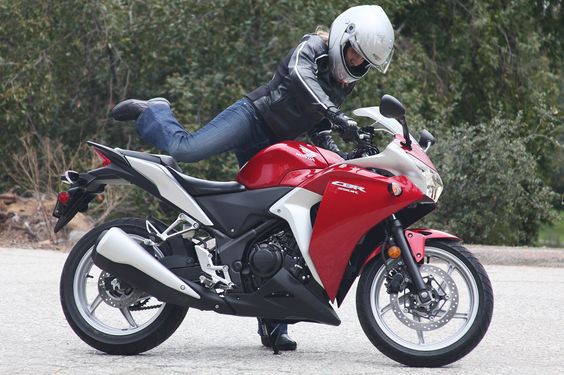 Women On Motorcycles | ... Motorcycle - A Step-By-Step Tutorial on How To Ride a Motorcycle