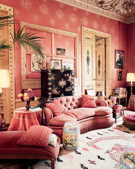15 Feminine Rooms From Our Favorite Fashion Insiders via @MyDomaine