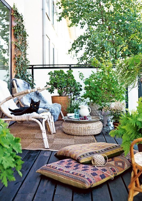 Beautiful Bohemian Outdoor Spaces | Apartment Therapy