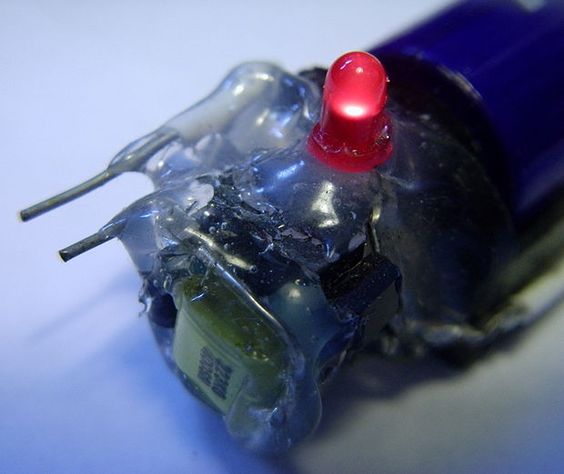 Build a World's Smallest Electronic Shocker! version 