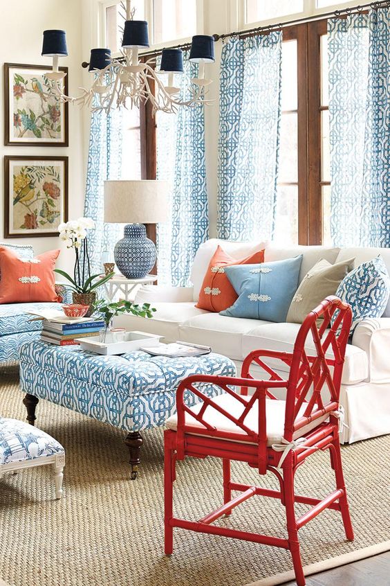 Chinoiserie-style Macau chair in red