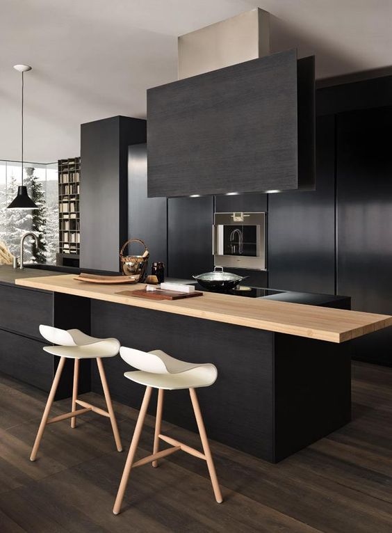 pale wood against matt black contemporary kitchen || MODULNOVA - Project 01 - Photo 1
