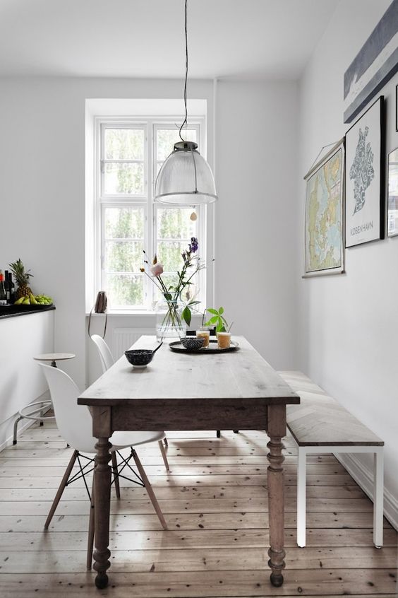 Simple Dining | A Natural Home