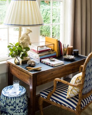 This perfect little work space could be tucked in a living room, family room, guest room ...