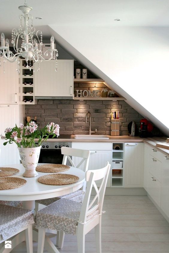 Vicky's Home: Un ático diáfano de estilo nórdico / Bright attic with a Nordic interior design