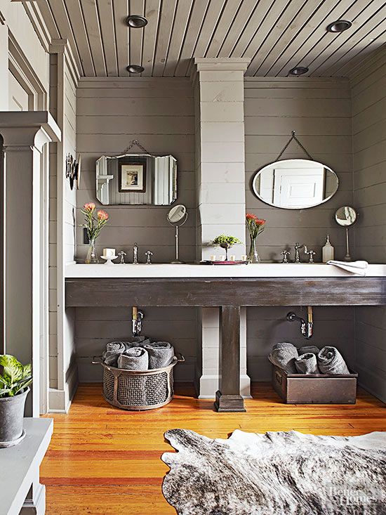You can have your bathroom organized in just 15 minutes with these smart storage ideas that bring order to towels, toiletries, and bath necessities. Declutter those bathroom countertops and cabinets in a jiffy!