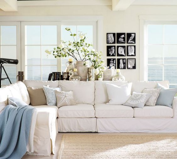 Coastal Style: Pale Blue Hamptons Style