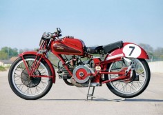 1946 Moto Guzzi Dondolino - Classic Italian Motorcyles - Motorcycle Classics
