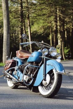 1947 Indian Chief Roadmaster - Classic American Motorcycles - Motorcycle Classics