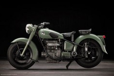 1954 Sunbeam S7 This classic beauty looks as good today as the moment it rolled out of the factory floor. Inspired by the BMW motorcycles of the second world war, this Vintage Sunbeam Motorcycle exudes class and muscle from tire to tire. Photographed by Guerry & Pratt Images.