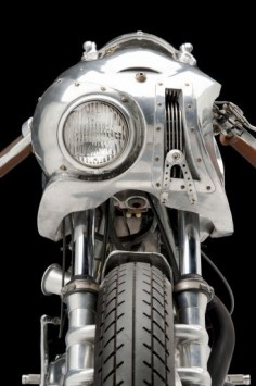 1974 Ducati 750cc Sport - Blogged: Is it just me or does this #motorcycle look like a cyborg? 