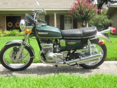 1976 Suzuki GT550. I had this model in 1975. I did a trip to Colorado. Four thousand miles in 10 days.