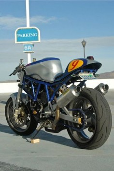 2001 Ducati 900SS - Inazuma Cafe Racer