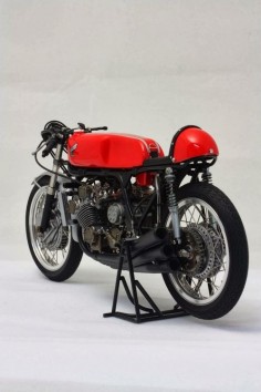 966 Honda RC166 | 250cc 6 Cylinders Road Racer | GP racing great Mike Hailwood rode this bike to victory winning 10 of 10 races in the 1966 250cc World Motorcycle Championships