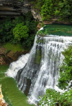 A Tennessee waterfall that looks like it belongs in the Amazon.