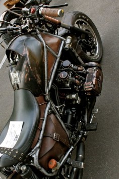 Another inspirational piece for Olive --Steampunk Yamaha Motorcycle