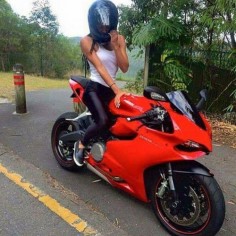 Biker girl on Ducati 899 Panigale