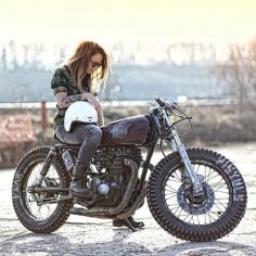 Biker girl ❤️ Women Riding Motorcycles ❤️ Girls on Bikes ❤️ Biker Babes ❤️ Lady Riders ❤️ Girls who ride rock ❤️