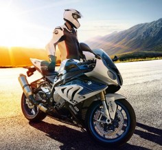 BMW RIDER WITH S1000RR