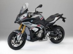 BMW S 1000 XR available in new paint finish from 2016