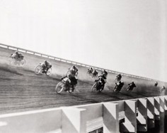 Board track racing