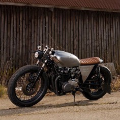 BRAT @The Rider | Honda CB550 Brat Cafe by @relicmotorcycles | Photo by @Paw Friis