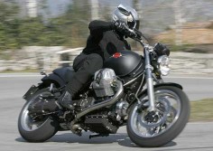 Browse here free latest high quality big photos and wallpapers of new upcoming Moto Guzzi Bellagio bike in india, Moto Guzzi Bellagio desktop bike wallpapers from  online.