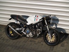 cafe racer | Ducati Monster 900 Cafe Racer