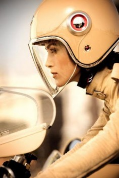Cafe Racer - i want that helmet