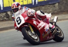 Carl Fogarty - Honda RC30 - Isle of Man