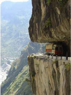 Cliff Road, Peru