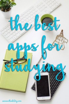 college students studying iphone apps