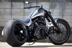 Custom Harley Davidson Motorcycles | Bad Land Motorcycles' Coudy Bay: Re-Newal custom Harley Davidson build ...