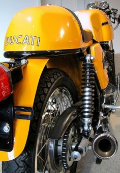 doyoulikevintage: 1974 Ducati 750 Sport