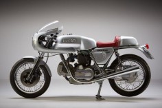 Ducati 860 GT by Made In Italy Motorcycles