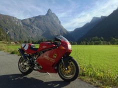 Ducati 900 SuperLight