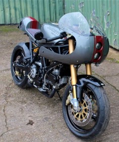 Ducati 900SS by Made in metal - Stafford, UK (via Inazuma Cafe Racer)