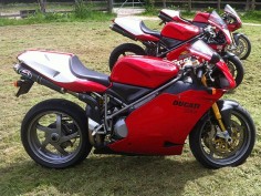 Ducati 996R, 996SPS, 916SPS?