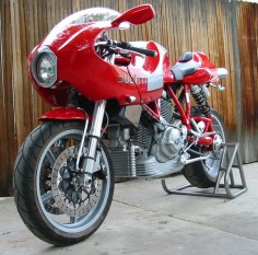 Ducati Cafe Racer!
