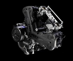 Ducati-Diavel-engine