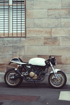 Ducati Sport classic custom by ShedX from Sydney. Cafe Racer.